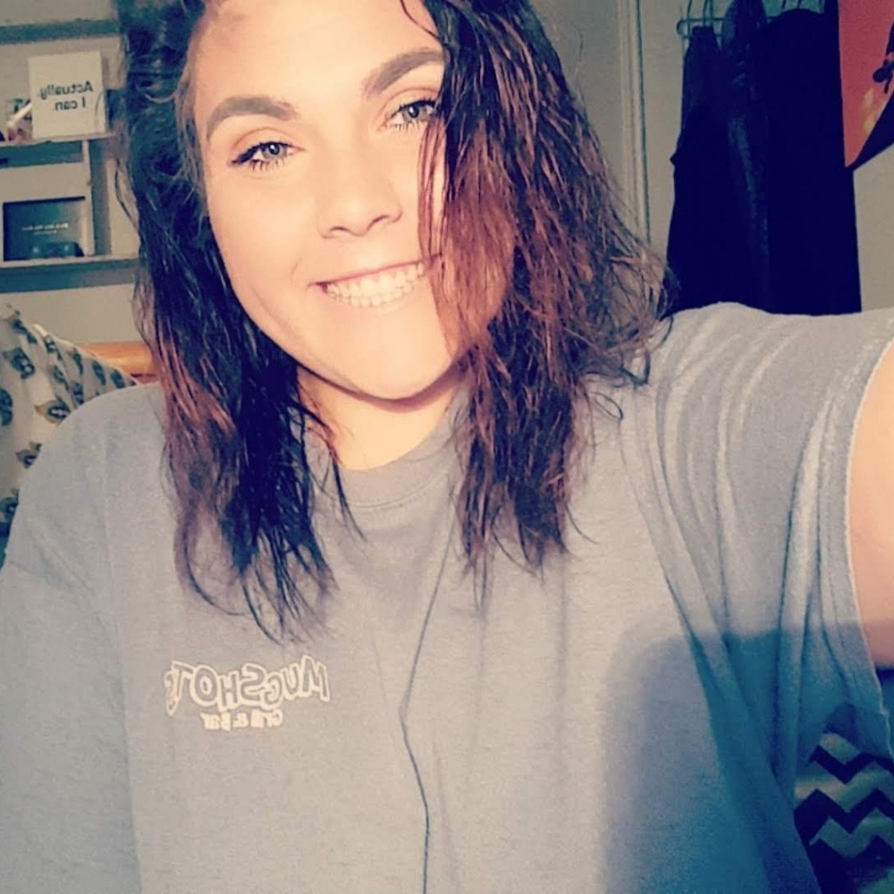 Meet your Posher, Brooke